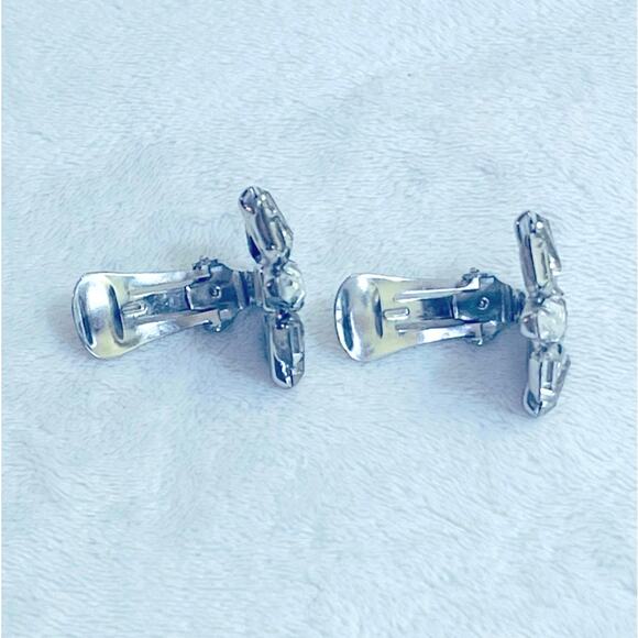 Vintage WEISS Earrings Mid Century Rhinestone Clip-on Baguette Formal Bride - Picture 6 of 8